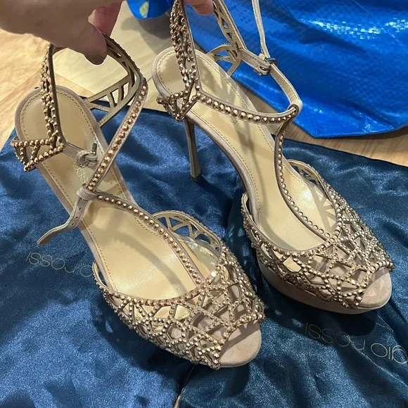 Sergio Rossi Tan Strappy Heels - Picture 1 of 7